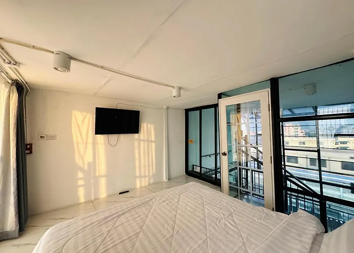 Chubby 9 Apartment *